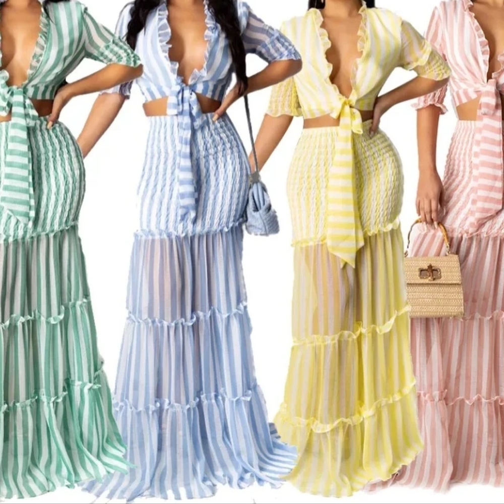 2 pieces summer maxi dresses.new size S,M,L available. Last Day prices 🚨